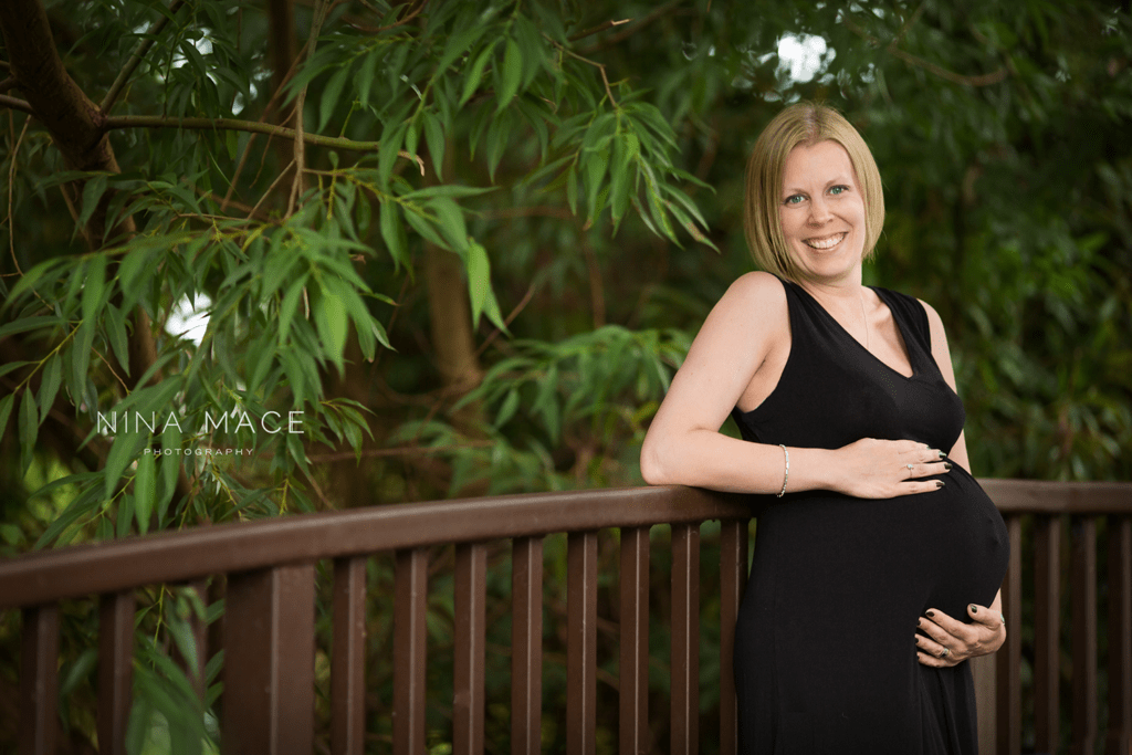 outdoor maternity photography