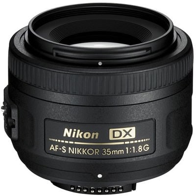 50mm Nikon for beginner photographers 